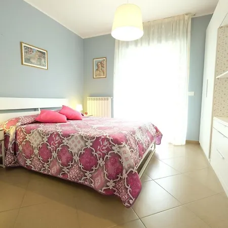 Acqua Marina 1 Apartment Pineto